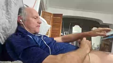 tibennn74999 online show from 12.29.24