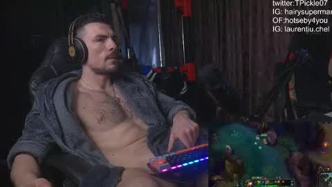 tickle_my_pickle07 online show from 02.10.25