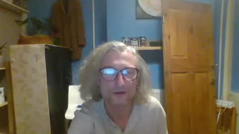 Snapshot of tiddles12345 chatting on 10.27.25 tiddles12345 online show from 10.27.25