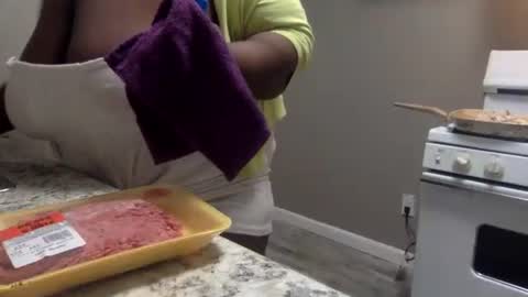 Tierra Henri online show from 01.24.25