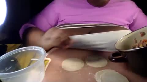 Tierra Henri online show from 02.14.25