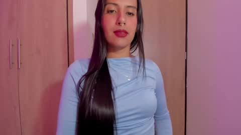 Snapshot of tif_queen chatting on 11.30.25 Tif online show from 11.30.25