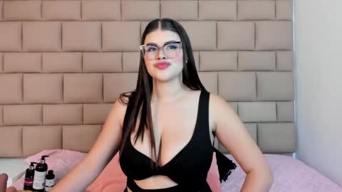 Tifanny  online show from 05.15.26