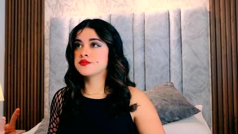 Snapshot of tifany__ross chatting on 04.01.26 Tiff3 online show from 04.01.26