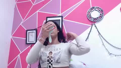 tifany_adamss online show from 10.25.25