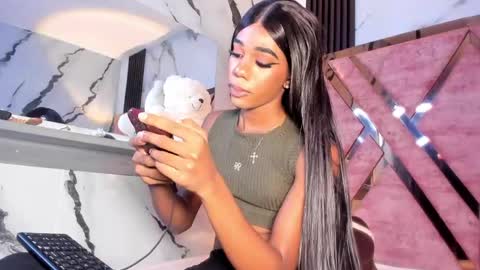 Tifanny online show from 04.14.26