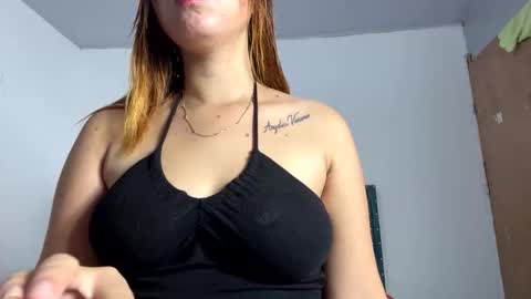 Snapshot of tifany_ramirez4w chatting on 04.16.26 Estefana Ramrez online show from 04.16.26