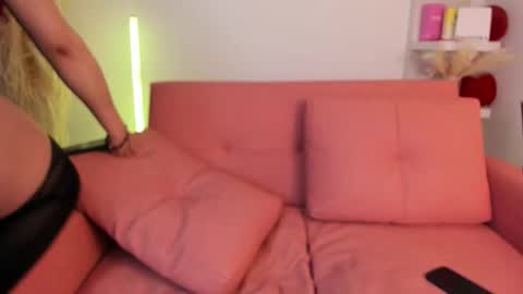 Tiffany online show from 03.12.26