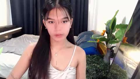 tiffany_amberx online show from 04.08.26