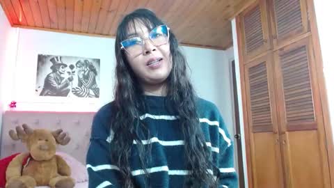 Tifanny online show from 11.05.25