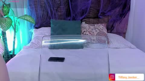 Tiffany Becker online show from 10.18.25