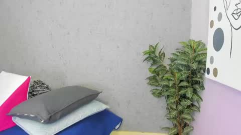 tiffany_mendez online show from 04.22.26