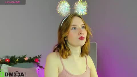 Snapshot of tiffany_roy chatting on 12.24.24 tiffany_roy online show from 12.24.24