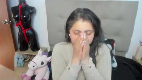 Snapshot of tiffanyamazing chatting on 11.24.25 TiffanyAmazing online show from 11.24.25