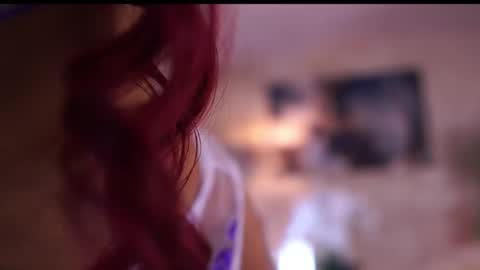 Snapshot of tiffanyblaize chatting on 12.14.25 Tiff online show from 12.14.25