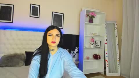 Snapshot of tiffanyhhotx chatting on 03.25.26 Tiffani online show from 03.25.26