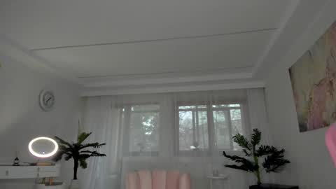 Snapshot of tiffanyhouston_ chatting on 12.21.24 Tiffany Houston online show from 12.21.24