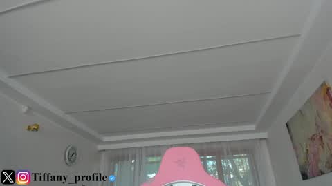 Snapshot of tiffanyhouston_ chatting on 10.24.25 Tiffany Houston online show from 10.24.25