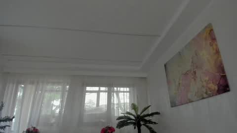 Snapshot of tiffanyhouston_ chatting on 12.05.25 Tiffany Houston online show from 12.05.25