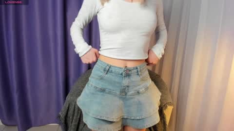 Snapshot of tiffanyhunt chatting on 01.30.25 Tiffany online show from 01.30.25