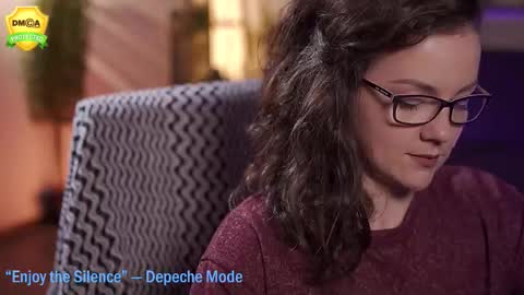 Snapshot of tiffanyriox chatting on 10.22.25 tiffanyriox online show from 10.22.25