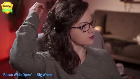 Snapshot of tiffanyriox chatting on 11.01.25 tiffanyriox online show from 11.01.25