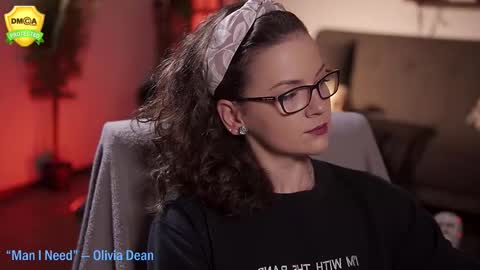 Snapshot of tiffanyriox chatting on 11.13.25 tiffanyriox online show from 11.13.25