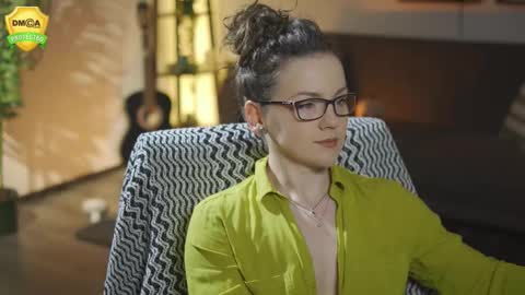 tiffanyriox online show from 03.20.26