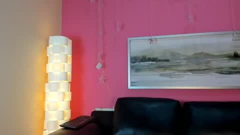 Stefany Suarez online show from 02.03.25