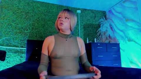 tiffanyy_deluxe online show from 02.27.26