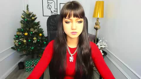 tiffanyyoun online show from 12.19.25