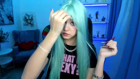 tiffanyyoun online show from 03.25.26