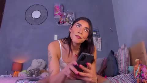                online show from 11.08.25