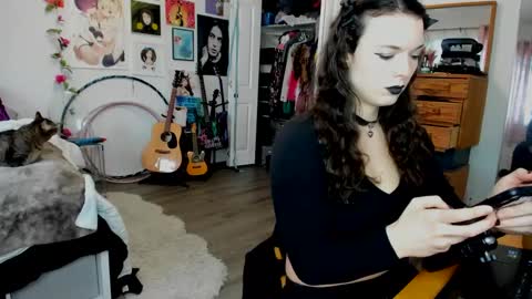 Snapshot of tiggerrosey chatting on 03.11.25   All my Links online show from 03.11.25