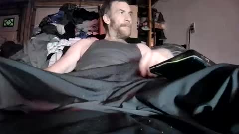 Snapshot of tiggity19 chatting on 04.20.26 Tiggity23 come stroke my 9 cock with ne online show from 04.20.26