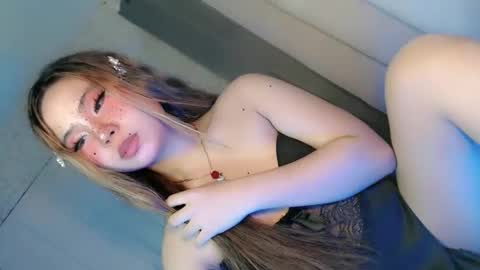 tight_elliana online show from 05.20.26
