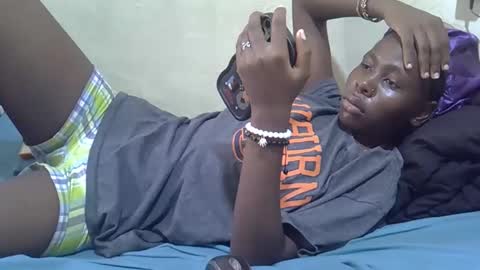 Snapshot of tight_pussie chatting on 01.12.26 tight_pussie online show from 01.12.26