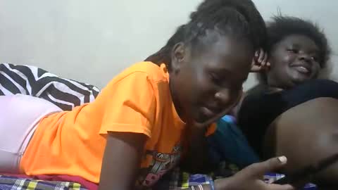 Snapshot of tight_pussie chatting on 02.24.26 tight_pussie online show from 02.24.26