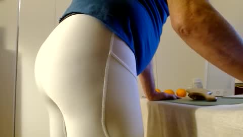 Tightshortsspank online show from 01.12.26