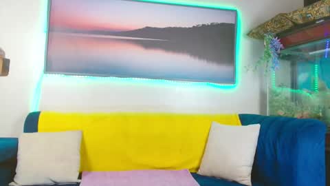 Snapshot of tigress_001 chatting on 10.27.25 tigress_001 online show from 10.27.25