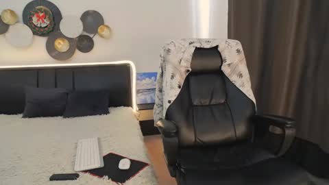 ask me online show from 01.05.25