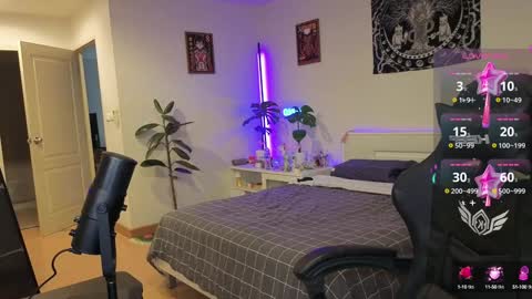 Snapshot of tima_lexikov chatting on 12.25.24 Tima Lexikov online show from 12.25.24