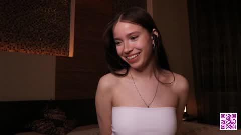 Snapshot of timideva chatting on 04.08.26 EVA online show from 04.08.26