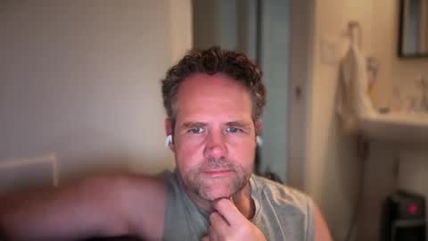 Snapshot of timjcali chatting on 03.23.26 Tim online show from 03.23.26