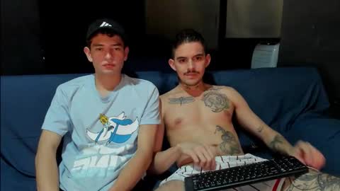 Snapshot of timothy_eliot chatting on 01.11.26 wanna play bareback uncut colombian couple new twink bbk online show from 01.11.26