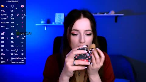 Snapshot of tina_blade_ chatting on 11.21.25 tina_blade_ online show from 11.21.25