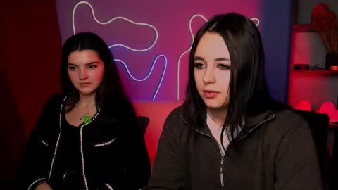 tina bright  online show from 12.16.25