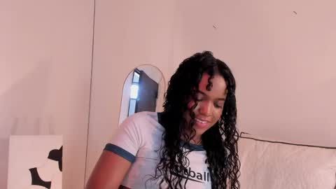 Snapshot of tina_rousse2 chatting on 04.24.26 T I N A online show from 04.24.26