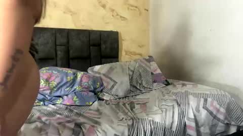 tina_russo online show from 04.30.26