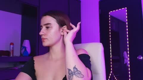 Tina  online show from 04.04.26